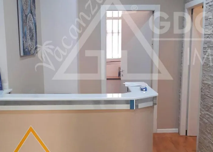 Gd - Con Piscina E Posto Auto -